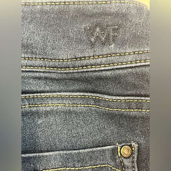 Wallflower Denim Deluxe Dark Wash Blue Women's Jeans Size 7 - Picture 12 of 16